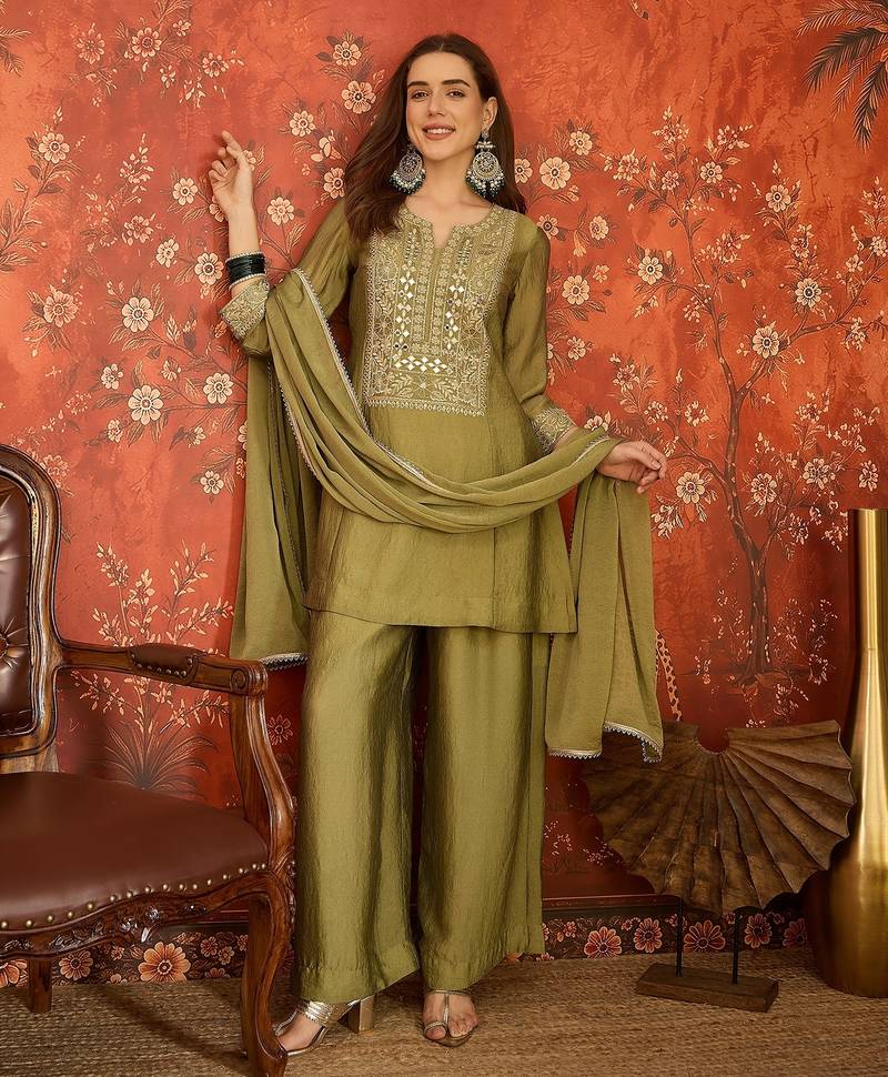 Green color beautiful ceremonial heavy embroidered ceremonial salwar kameez
