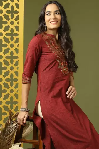 Women embroidered pure cotton kurta