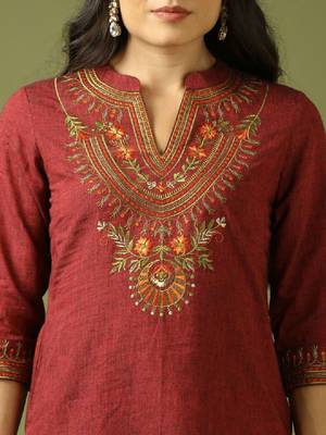 Women embroidered pure cotton kurta 3