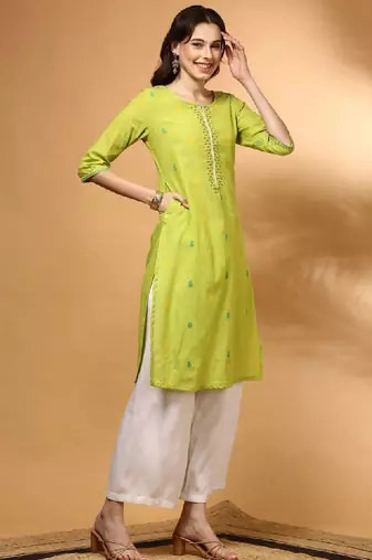 Embroidered thread work dobby kurta