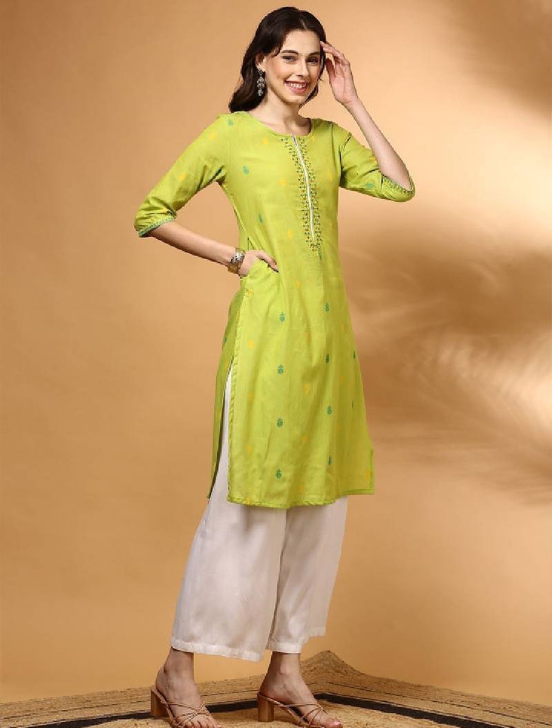 Embroidered thread work dobby kurta