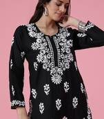 Women black cotton chikankari embroidered kurta