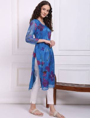 Women floral printed v-neck organza straight kurta with lace 3