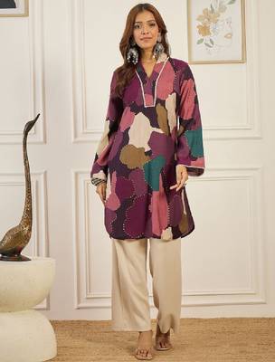 Women printed straight chanderi silk kurta 1