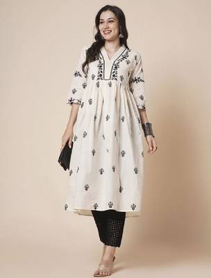 Women cotton flared lucknowi chikankari ethinic wear kurta 2