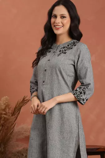 Women floral embroidered daily pure cotton a-line kurta