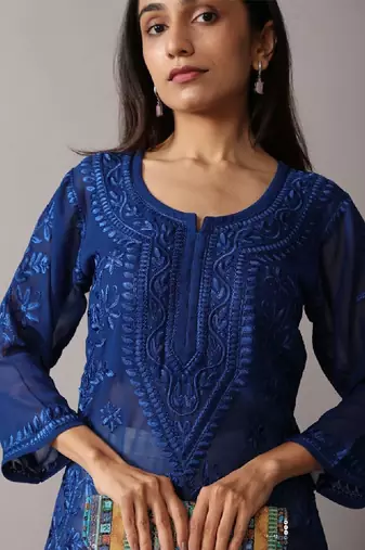 Women floral navy blue ethnic motifs embroidered chikankari regular straight kurta