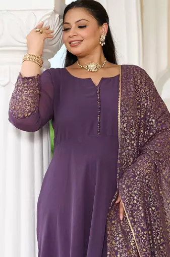 Plus size floral printed georgette kurta with gold foil dupatta