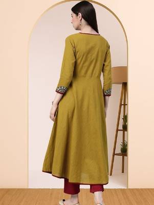 Women mustard yellow floral printed angrakha anarkali kurta with tassel tie-up 2