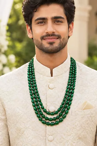 Elegant 3-layer green beaded necklace set with faceted beads