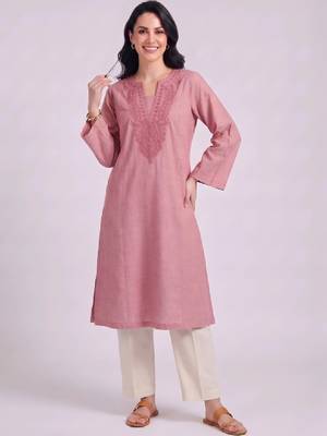 Women ethnic motifs embroidered daily cotton straight kurta 1