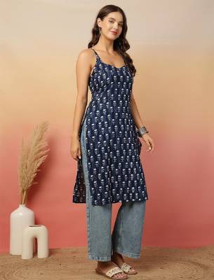 Women ethnic motifs printed kurta 3