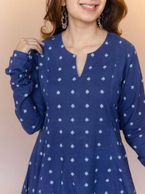 The indian ethnic co. blue women geometric printed long sleeves cotton a-line kurta 2