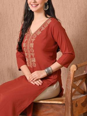 Geometric embroidered thread work v-neck pure cotton kurta 3