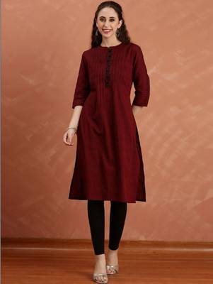 Women embroidered thread work kurta 2