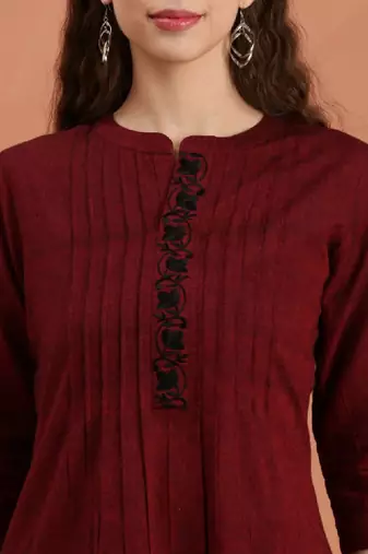 Women embroidered thread work kurta