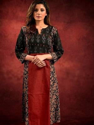 Women floral printed flared sleeves mirror work kurta 2