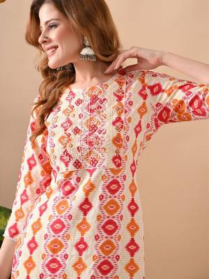 Women thread work kurta 1