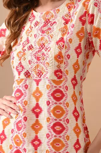 Women thread work kurta