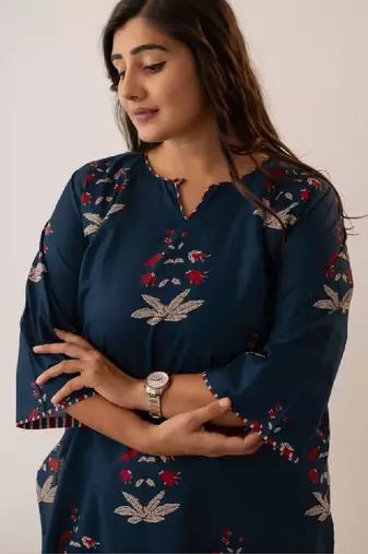 Women floral printed keyhole neck indie prints kurta
