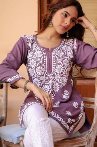 Women floral embroidered chikankari indie florals kurta