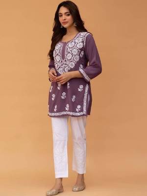 Women floral embroidered chikankari indie florals kurta 4