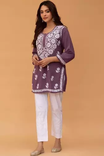 Women floral embroidered chikankari indie florals kurta