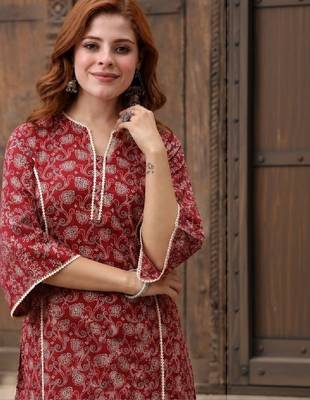 Women printed thread work kurta 1