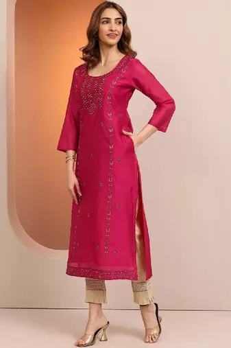 Women floral embroidered thread work chanderi silk kurta