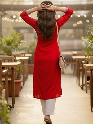 Women embroidered thread work kurta 4