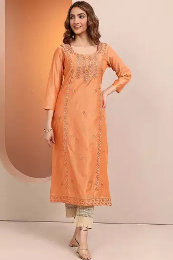 Women floral embroidered thread work chanderi silk kurta