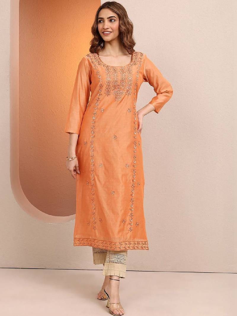 Women floral embroidered thread work chanderi silk kurta
