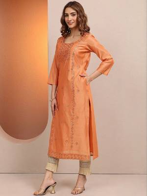 Women floral embroidered thread work chanderi silk kurta 2