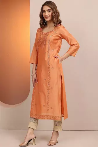 Women floral embroidered thread work chanderi silk kurta