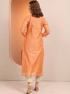 Women floral embroidered thread work chanderi silk kurta 3