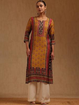 Women ethnic motifs printed sequinned kurta 1