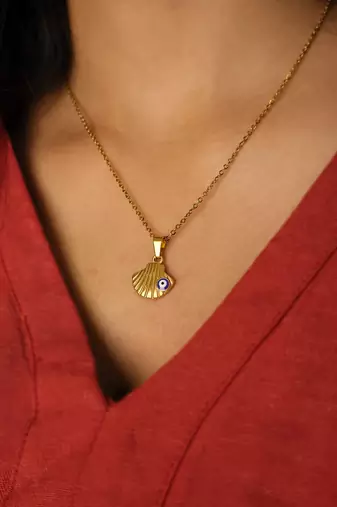 Evil eye scallop sea shell pendant necklace for women | anti-tarnish gold plated stainless steel