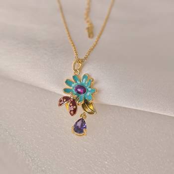 Enamel daisy flower pendant necklace with purple crystal drop | anti-tarnish gold plated 1