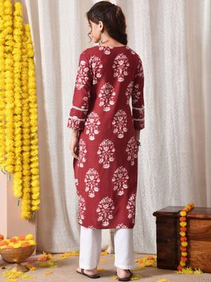 Women floral printed block print kurta 2