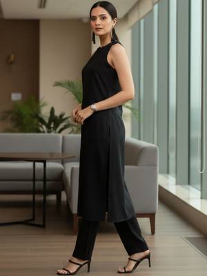 Women halter neck kurta 3