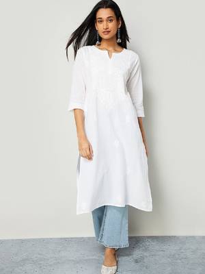 Women embroidered regular sleeves thread work kurta 1