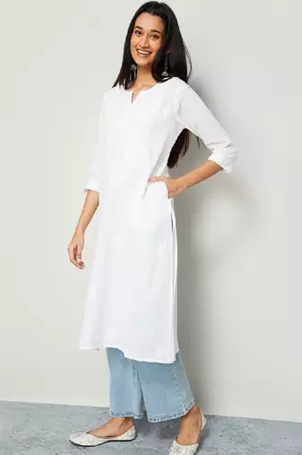 Women embroidered regular sleeves thread work kurta
