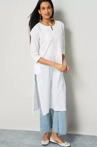 Women embroidered regular sleeves thread work kurta