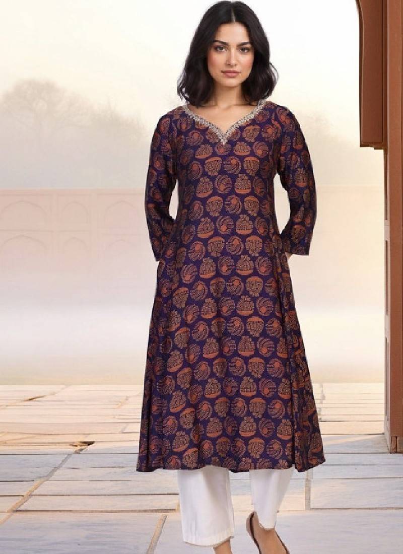 Women ethnic motifs printed thread work anarkali kurta