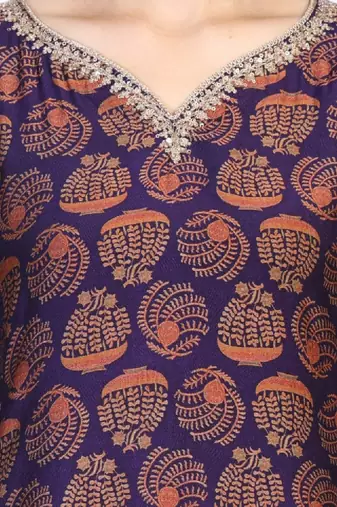 Women ethnic motifs printed thread work anarkali kurta