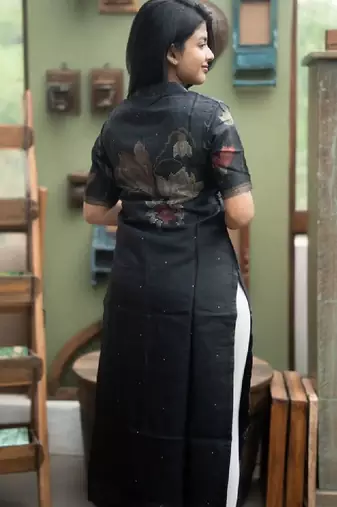 Women floral printed thread work chanderi silk kurta