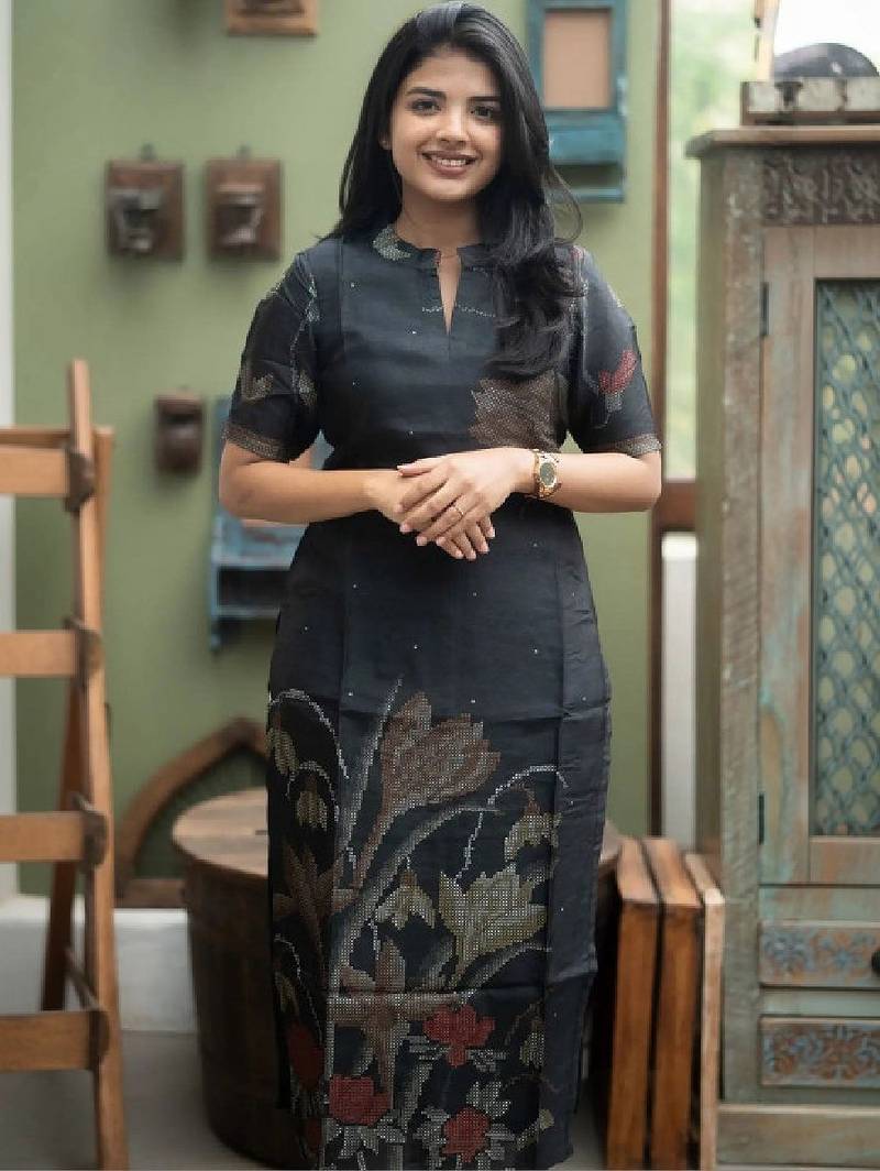 Women floral printed thread work chanderi silk kurta