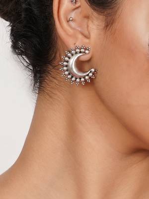 Crescent statement earrings 4