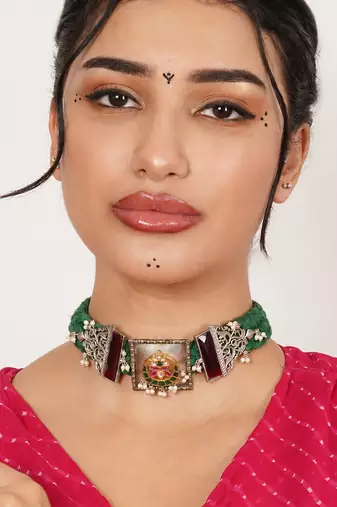 Floral braid choker