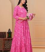 Women floral printed tiering anarkali kurta